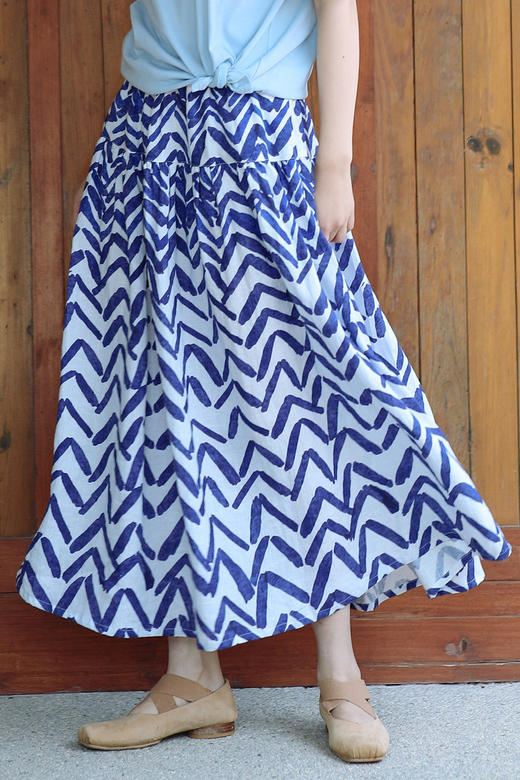 绽放227朵/蓝白折线手绘风格印花复古文艺宽松休闲裙子亚麻半身裙 商品图5