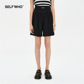 SELFWHO黑色醋酸短裤女夏季2024新款吸湿透气收腰显瘦设计感裤子
