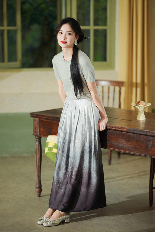 逸红颜明月优选 #『青山套装』山为墨水为镜,春夏松弛禅意 云水蓝套装,山羊绒桑蚕丝羊毛 商品图2