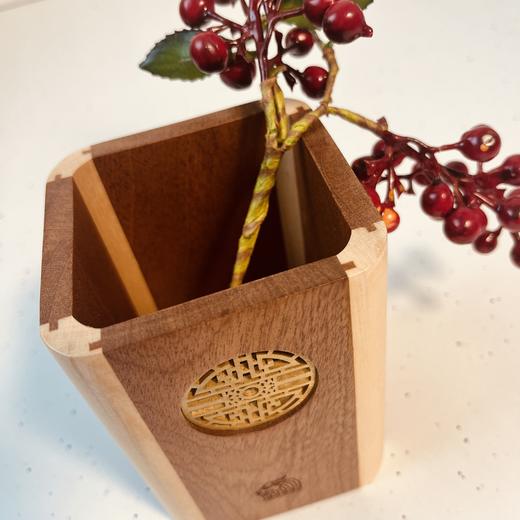 方圆笔筒  “方圆”乌木嵌铜花片笔筒 日常办公 商品图1