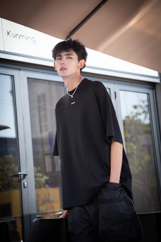 S412812030极简短袖T恤 商品图5