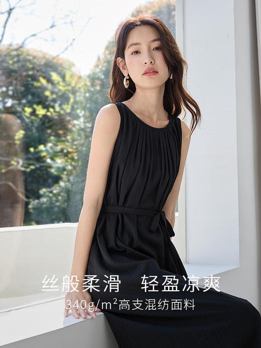 【专属特价】熙世界赫本风黑色无袖连衣裙2025夏装新款收腰系带裙子法式长裙 商品图1