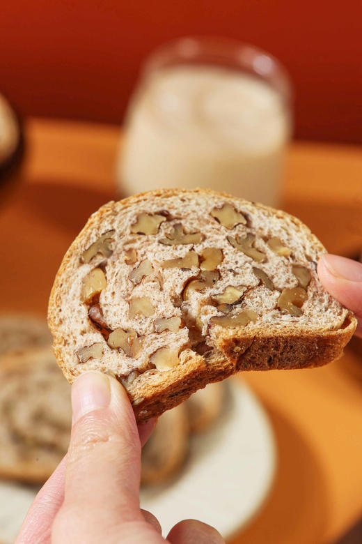 果仁盛宴！【水牛奶列巴】纯手工制作 果仁含量≥30% 水牛奶和面 安佳黄油 外焦里软 奶香浓郁 口感扎实 0负添加0防腐剂 商品图10