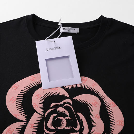 小香 女款 2024夏新款 山茶花剪影立体发泡印花 圆领短袖T恤 Z-11618 商品图12