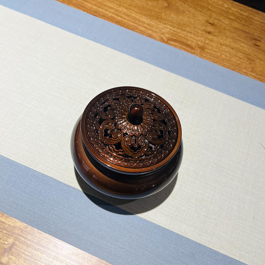 精雕如意纹三足铜香炉 商品图3