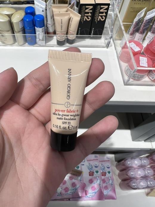 【Yuki】阿玛尼无暇持妆粉底液  5ml（中小样） 商品图3