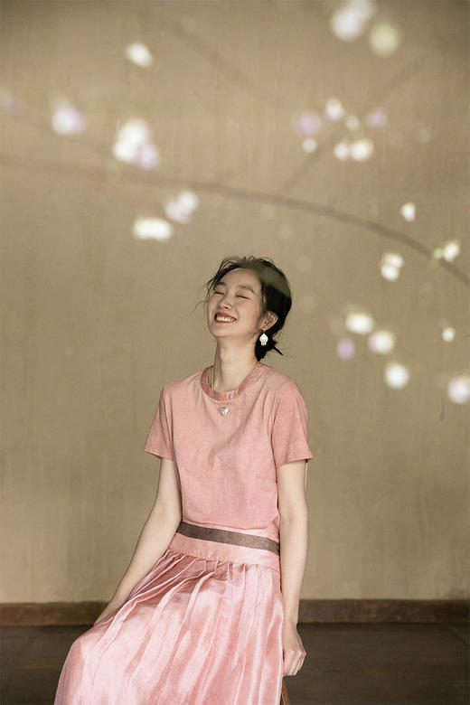 牧衣游原创汉麻棉炒色T恤女夏新款质朴做旧宽松圆领短袖上衣 听夏 商品图5