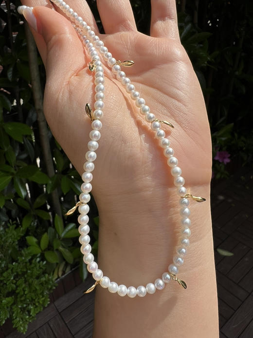 421-2 HF同款 事业有成 金叶子珍珠项链 4-4.5mmbaby珠 近正圆强光微瑕 商品图8