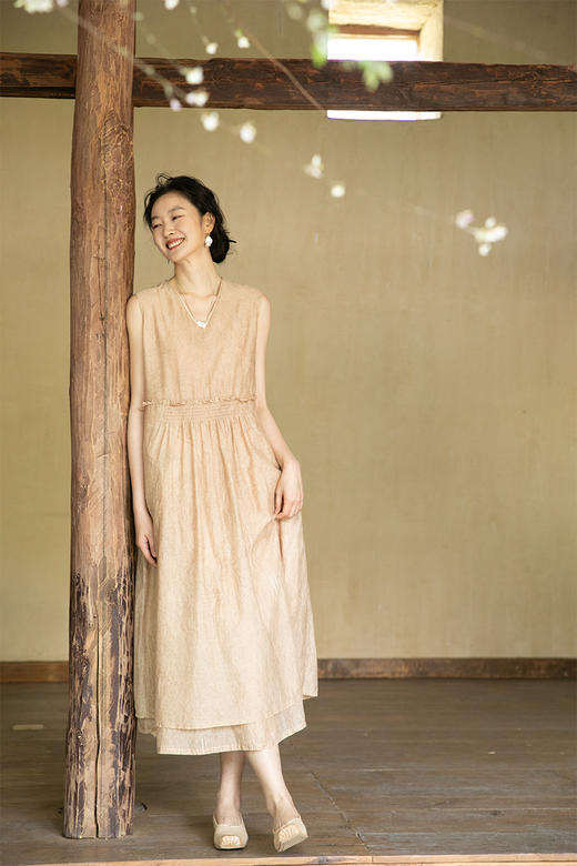 牧衣游原创 炒色丝棉无袖连衣裙女夏层次感显瘦气质宽松长裙 云净 商品图5