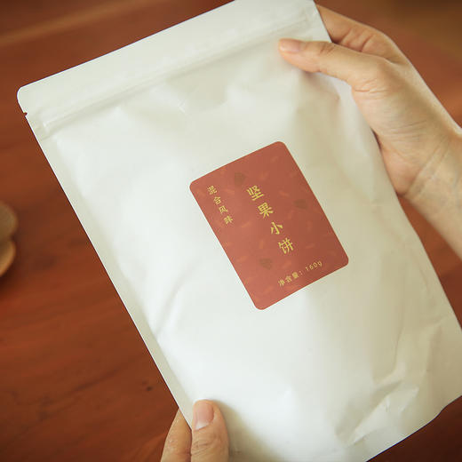浔隐山网红零食牛扎坚果小饼多种口味混合装层层拉丝 160g/袋 商品图3