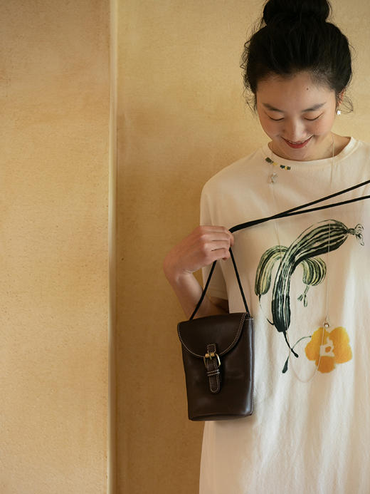 牧衣游 文艺复古真皮包包新款通勤挎包 南枫 【不支持会员折】 商品图3