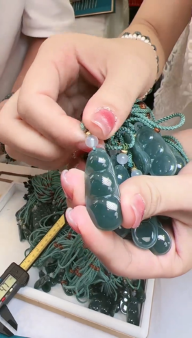 翡翠吊坠