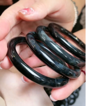 和田玉手镯多样性发