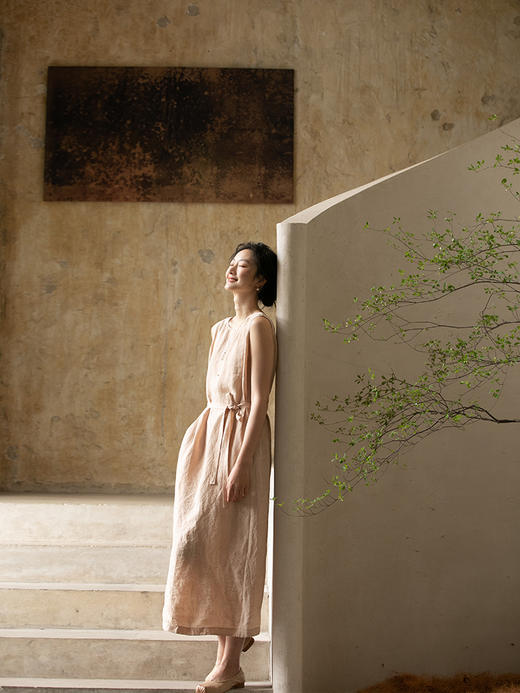 牧衣游原创 汉麻炒色连衣裙女夏新款简约纯色宽松无袖长裙 远山长 商品图1