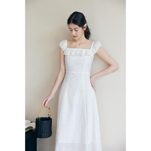 HeyDress白色刺绣连衣裙女夏季法式方领收腰设计感小飞袖浪漫裙子 商品图3