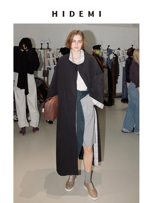 HIDEMI 极简细条纹压褶设计感宽松阔腿中低腰西裤中裤 灰色/黑色 商品图9