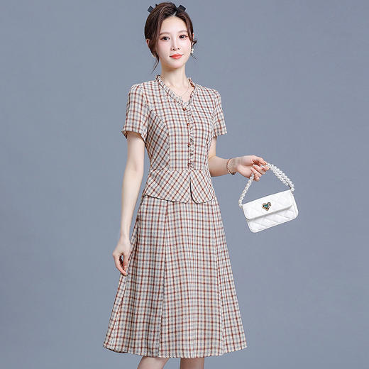 QYM-6432格纹连衣裙夏季新款短袖裙中长款拼结假两件时尚女装A字裙 商品图1