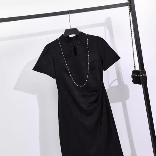AHM-6656重工提花黑色旗袍裙女夏季新款国风改良修身显瘦新中式连衣裙 商品图3