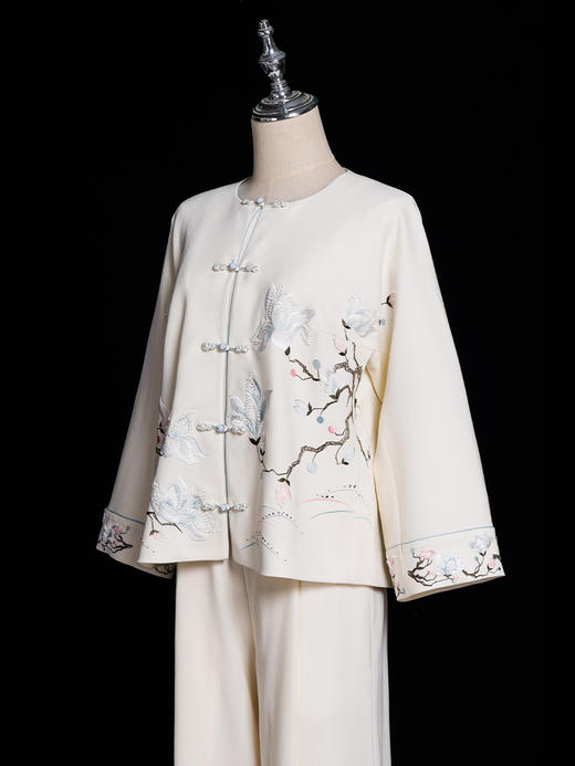 荷言HEYEN 玉兰堂 玉兰花刺绣新中式套装 商品图3