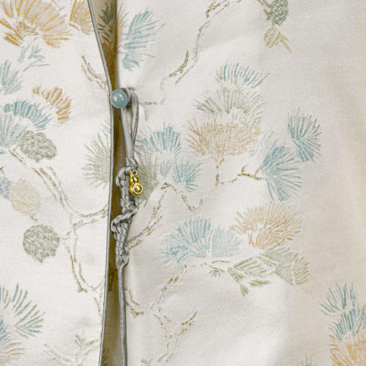 荷言HEYEN原创高定新中式春涧 真丝提花浅黄色小外套改良马褂上衣 商品图3