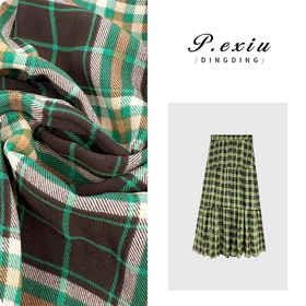 04-3潘依绣丁丁宠粉【复古情怀】设计感格纹拼接A字百褶半身裙 WH00149