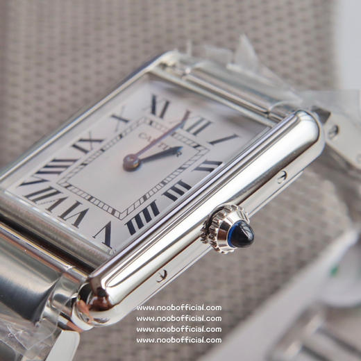 『NOOB非市场普通复刻copy』卡地亚坦克Tant Must！渠道少量原单货来啦！
一表一码保修卡！2021年卡地亚全新推出的TankMust腕表。在所有经典的卡地亚坦克腕表里面不二之选 商品图10