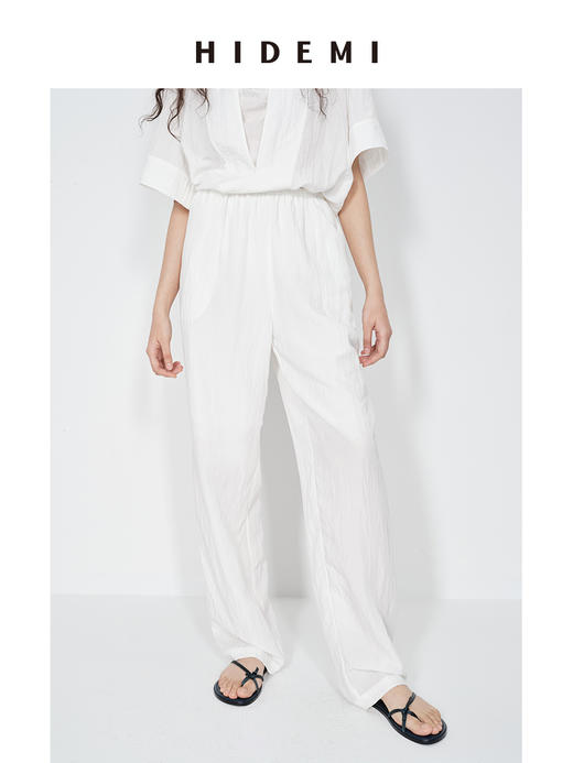 HIDEMI 极简微褶皱柔顺清透设计感假两件短袖长裤套装 商品图10