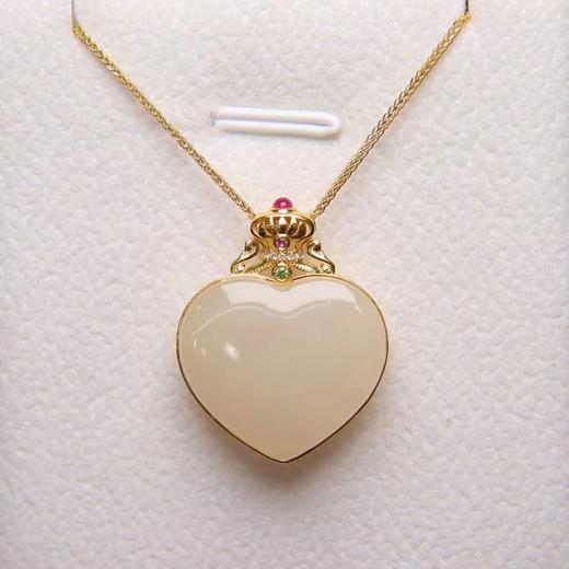 玉美人菲菲-和田玉心形吊坠 商品图0