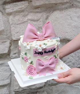 蝴蝶结款（提前24小时预订）