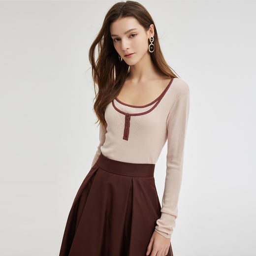 PE634斯尔丽2024春季新款软糯质感撞色假两件圆领百搭时尚减龄针织上衣 商品图2
