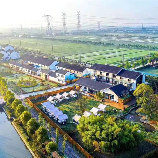 松江区超大户外草坪场地 商品图0