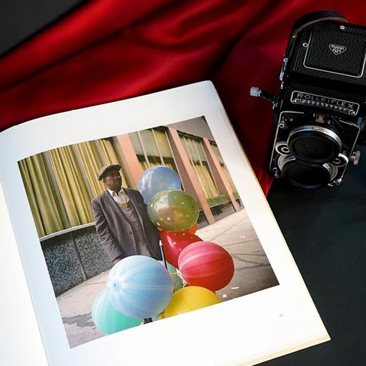 推荐书单｜【精装】【大风】街头诗人：薇薇安·迈尔的摄影人生 商品图2