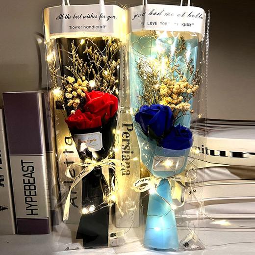 【520情人节！永生创意花束！】母亲节礼物送妈妈玫瑰永生花送同学生日礼物满天星干花束手提袋设计-24XPXH080 商品图2