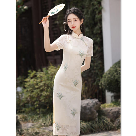 上海旗袍厂家批发2024夏季新款时尚改良年轻少女款中长短袖旗袍裙 商品图1