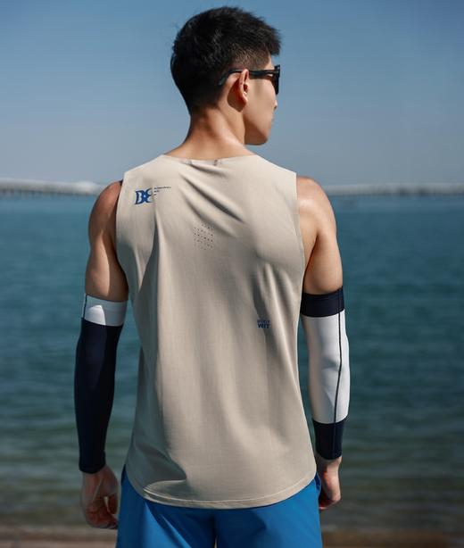 BODYWIT身体智慧男飞天2.0跑步健身超轻透气速干亲肤不沾身无袖T 商品图5