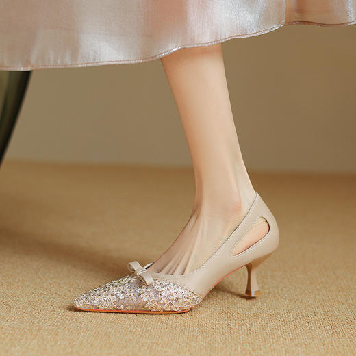 【预售5天】优雅百搭，真皮尖头拼接高跟单鞋HCY&5252 商品图1