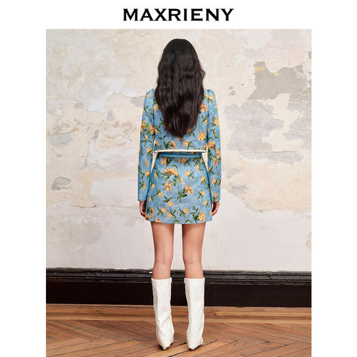 【商场同款】MAXRIENY欧式复古扶桑花提花半裙23秋冬新款直筒短裙(货号:MC88SK541) 商品图3