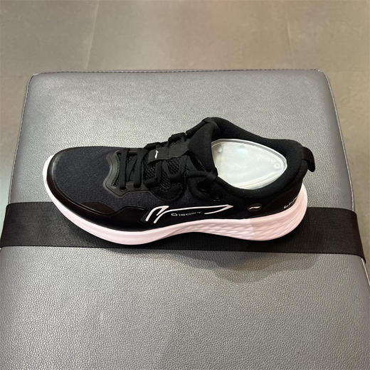 李宁春新款休闲鞋男SOFT舒适回弹跑步鞋潮流运动鞋 AGLU173 商品图1