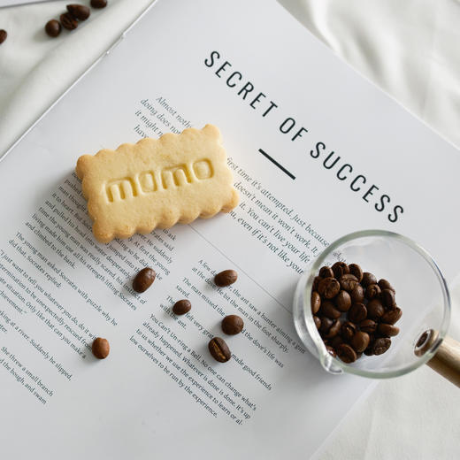 大末巧克力黄油夹心饼干 巧克力控的福音 冰淇淋一样口感的巧克力饼干🌼不允许好朋友错过的真香糕点零食🤗香松绵软浓浓巧克力香一口就让人爱上🥰上佳用料🤤轻油快速烘烤 商品图3