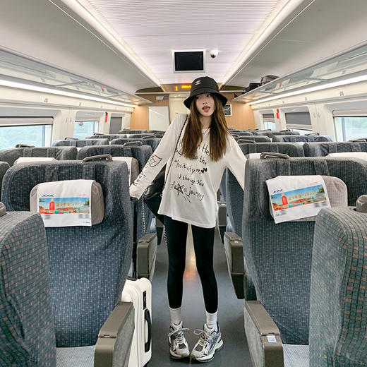 <曾小咸推荐> 【涂鸦少女】涂鸦长袖上衣 商品图4