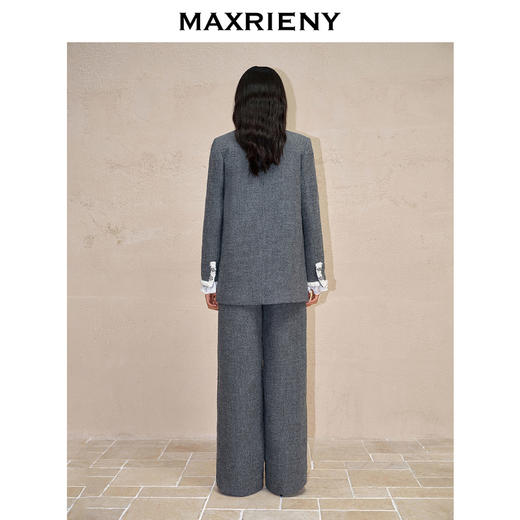 【商场同款-新春系列琉璃玉龙】MAXRIENY小香外套上衣格雷系穿搭(货号:MC88JA781) 商品图3