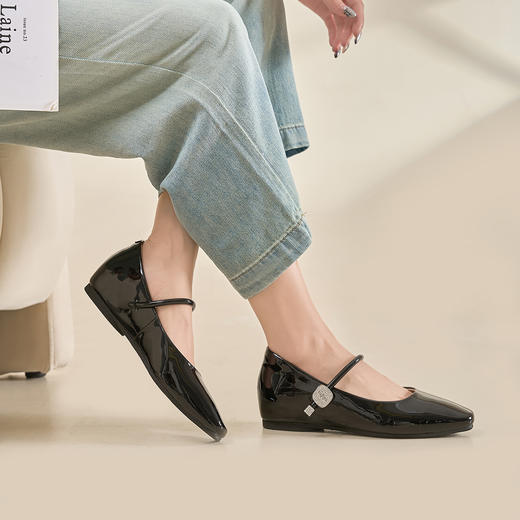 Safiya/索菲娅2024春复古方头漆皮钻扣一字带玛丽珍单鞋 SF41111435 商品图1