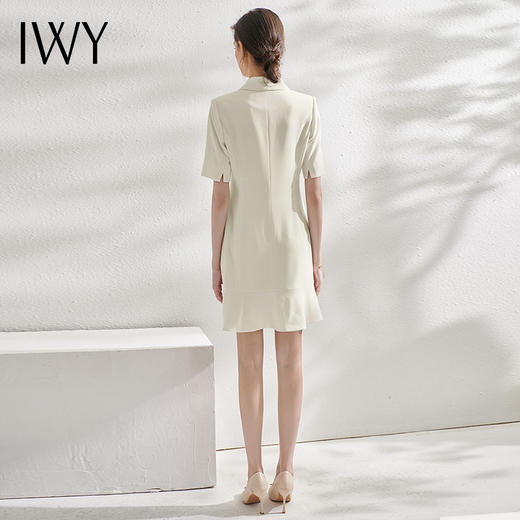 IWY/夏杏色职业连衣裙女短袖设计感修身西装裙播音面试正装美容院Q11255 商品图3