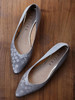 盛唐婧 |纯手工全皮真丝提花尖头单鞋银灰(特殊商品不退不换) 商品缩略图0
