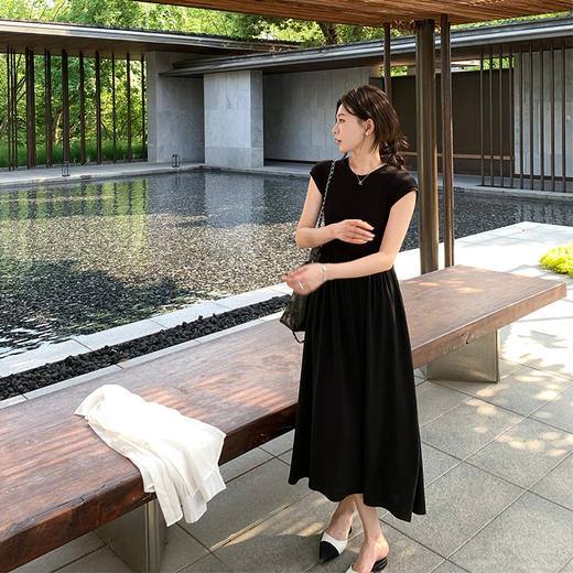 金蘑菇菇 /裸感零负担 轻奢风纯棉醋酸赫本显瘦连衣裙 商品图3