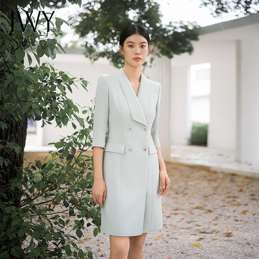 IWY/夏季七分袖绿色连衣裙女双排扣修身美容师高级通勤西装裙Q14235 商品图1