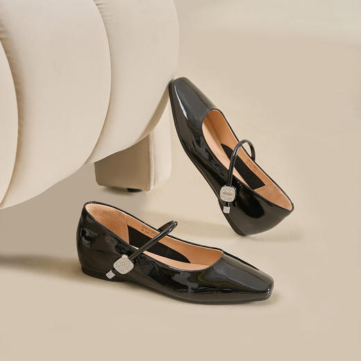 Safiya/索菲娅2024春复古方头漆皮钻扣一字带玛丽珍单鞋 SF41111435 商品图3