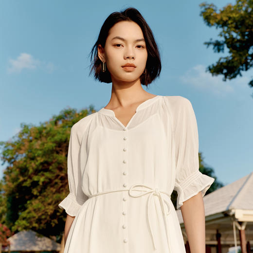 【严选】伊芙丽设计感蛋糕裙A型腰带收腰仙女裙2024春装新款气质连衣裙1F4990711 商品图2