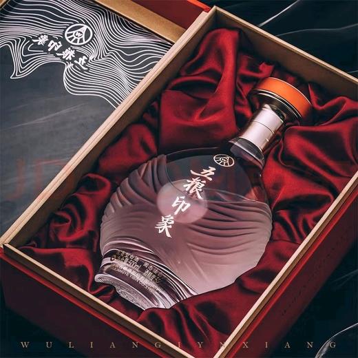 五粮印象水晶装 五粮液股份公司出品 浓香型白酒 高度纯粮食酒 52度 500mL 1瓶 商品图4