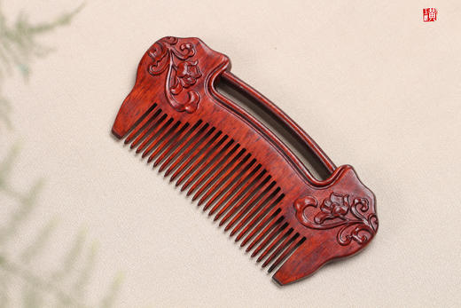 【花开富贵】紫檀木梳配流苏 商品图4